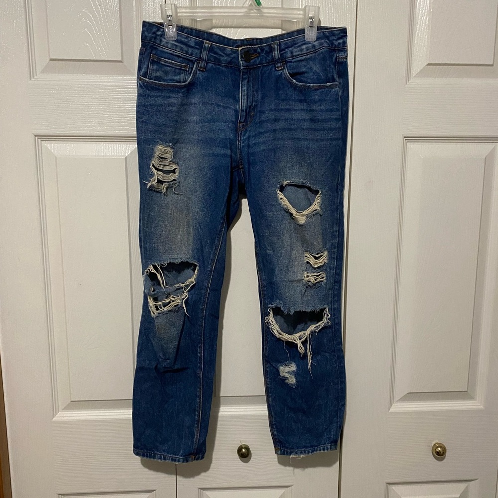 Ripped Mom / Boyfriend Jeans